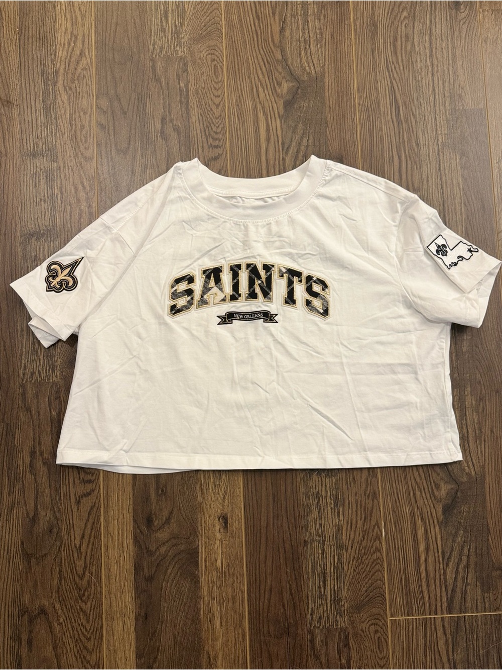 Rare Women's Pro Standard New Orleans Saints Retro Classic Boxy Cropped T-Shirt